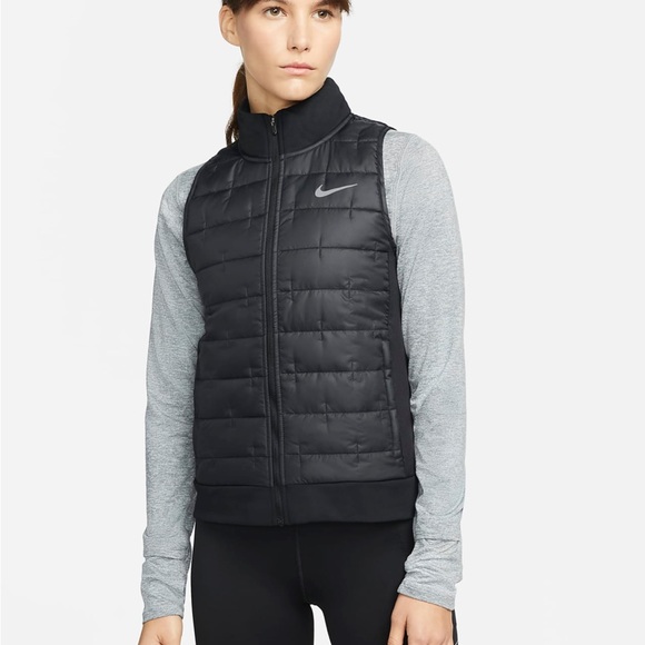 Nike Tops - Nike Therma-Fit Vest! 🏃🏻‍♀️